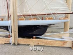 Drexel Heritage Defender Yacht Wood Sail Boat Ship Replica Model Sculpture