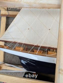 Drexel Heritage Defender Yacht Wood Sail Boat Ship Replica Model Sculpture