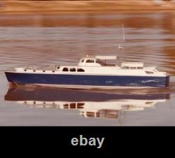 Dumas Dauntless Commuter Model Boat Kit For RC #1211 50x14 NOS NEW SEALED