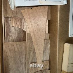 Dumas Miss Unlimited complete kit comes with running hardware old stock no decal