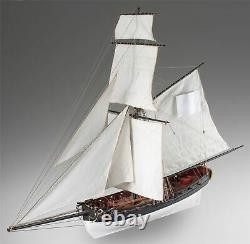 Dusek Le Cerf Wood Model Ship Kit D009 Scale 172