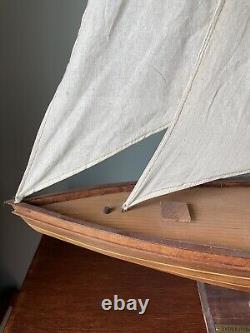 Endeavour America's Cup J Class Yacht Wood Model 32 Boat Sailboat Beautiful