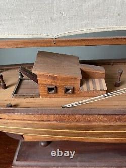 Endeavour America's Cup J Class Yacht Wood Model 32 Boat Sailboat Beautiful
