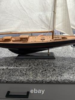 Fine Quality Planked Display Model Sailboat Sloop 33L 37T With Brass Fittings