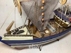 Great Briton or French coastal trawler Boat Wooden Fishing Model 18 Assembled