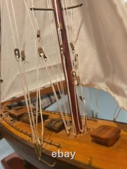 Handcrafted Model Yacht, SHAMROCK V replica. Elegant nautical display