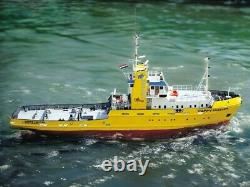 Happy Hunter Salvage Tug Boat with Fittings 150 Krick Robbe RC Model Kit