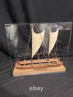 Hawaiian Voyaging Outrigger Canoe Koa Wood Model Traditional Sailing Boat/Case