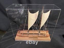 Hawaiian Voyaging Outrigger Canoe Koa Wood Model Traditional Sailing Boat/Case