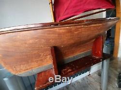 LATE 19th CENTURY FRENCH GAFF RIGGED BOAT / MODEL / POND