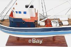 La Confiance French Fishing Shrimp Boat 25 Built Wood Model Ship Assembled