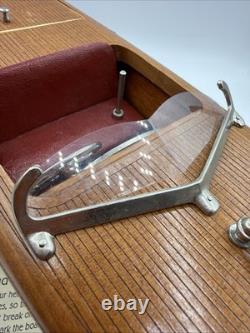 Lilliput Gordie model barrel back speedboat W stand Chris Craft Style Electric