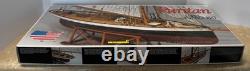 MAMOLI MV43 Puritan Model Ship Kit Coppa America 1885 Scale 1/50