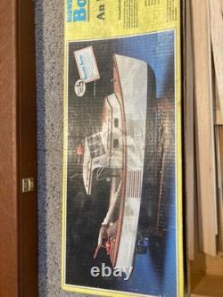 MIDWEST Boothbay Lobster Boat Model Boat Kit No. 964 R/C 30