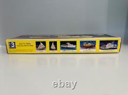 MIDWEST Products Maine Lobster boat model kit #991