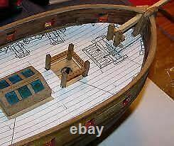 Mamoli MV35 Hunter Wood Plank-On-Frame Ship Model Kit Scale 1/72