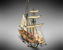 Mamoli MV82 Blackbeard Wood Plank-On-Frame Ship Model 1/57 Scale