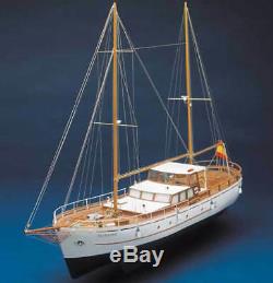 Mantua Bruma Open Cruiser Yacht 143 (736) Model Boat Kit