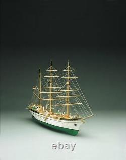 Mantua Model 754 Gorch Fock 190 Scale