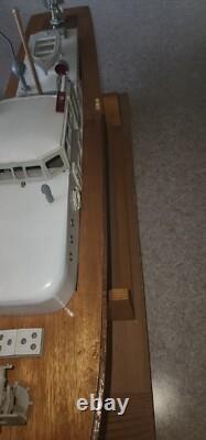Mid 20th century Wooden Model electric boat