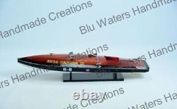 Miss Canada III model. Boat Model 31.5? Wooden Boat Model