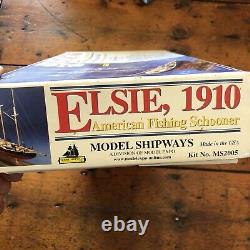Model Boat Ship Elsie 1910 American Fishing Schooner Model Shipways 21.5 In