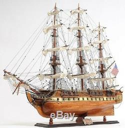 Model Ship Traditional Antique Uss Constitution Boats Sailing Wood Base E