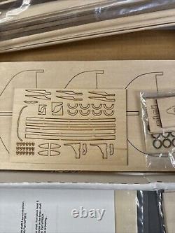 Model Shipways Bluenose 1921 Canadian Fishing Schooner 1/64 SCALE #2130