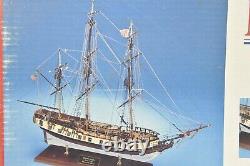 Model Shipways Massachusetts Privateer Rattlesnake 1780 in 164 Scale