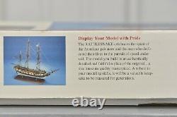 Model Shipways Massachusetts Privateer Rattlesnake 1780 in 164 Scale