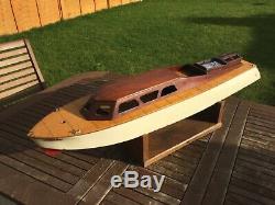 Model boat Bassett lowke streamlinia launch. Pre war as found