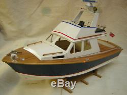 Model boat kit cabin cruiser / sport fishing boat wooden build with free motor