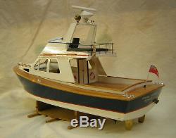 Model boat kit cabin cruiser / sport fishing boat wooden build with free motor