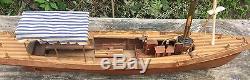 Nice Model Of A Vintage Pleasure Boat Or Yacht Wood Good Condition 19 Inches