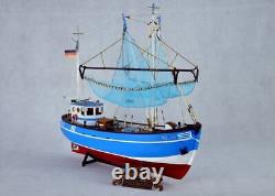PELLWORM Modern Crab Fishing Boat Scale 1/48 Wood Model Ship Kit Yuanqing