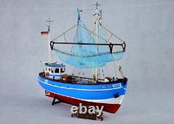 PELLWORM Modern Crab Fishing Boat Scale 1/48 Wood Model Ship Kit Yuanqing