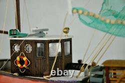 PELLWORM Modern Crab Fishing Boat Scale 1/48 Wood Model Ship Kit Yuanqing