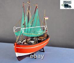 PELLWORM Modern Crab Fishing Boat Scale 1/48 Wood Model Ship Kit Yuanqing