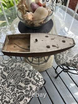 Polly-Wog Wooden Model Boat Hull Pre-Built Nautical Wood/Metal Brown Gray