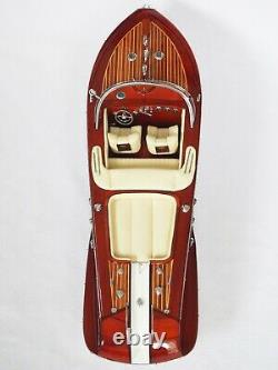 RIVA AQUARAMA WOOD BOAT MODEL 21 (53cm)