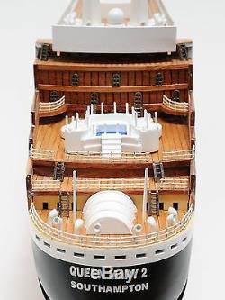 RMS Queen Mary II Cruise Ship Ocean Liner 40 Wood Model Boat Assembled