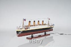 RMS Titanic Cruise Ship LED Lights 32 Ocean Liner Wood Model Boat Assembled
