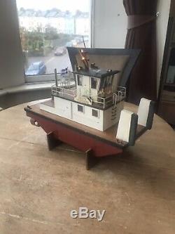 R/c Radio Controlled Model Push Tug Boat