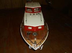 Radio control model boat Cris Craft 30all wood not A kit