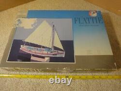 Rare! Vintage Corel, Flattie Americana Sail Boat, wooden model kit SM42. NOS/New