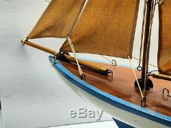 Rare Vintage Toy Model Real Wood Sailboat Pond Boat Sailing Yacht Wongs
