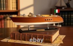 SAILINGSTORY Wooden Speedboat Model Riva Aquarama Runabout Model Boat Yacht W