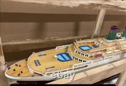 SS Oceanic Independence Ocean Liner Wooden Ship Model, New, Constitution