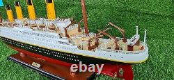 Sailing Boat Wooden Ship Model Living room Decoration Display Collection Gift