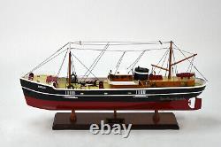 Sirius Handmade Wooden Boat Model 26 in the Comic Book